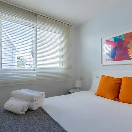 Fun Building By Homeabout Màlaga