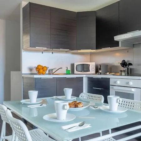 Fun Building By Homeabout Malaga