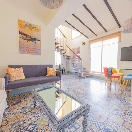 Fun Building By Homeabout Malaga