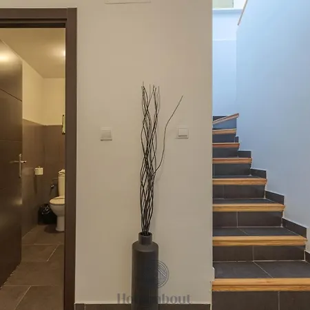 Lejlighed Fun Building By Homeabout *