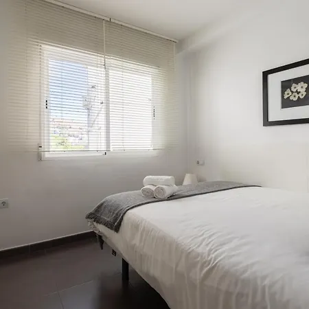Fun Building By Homeabout Apartament